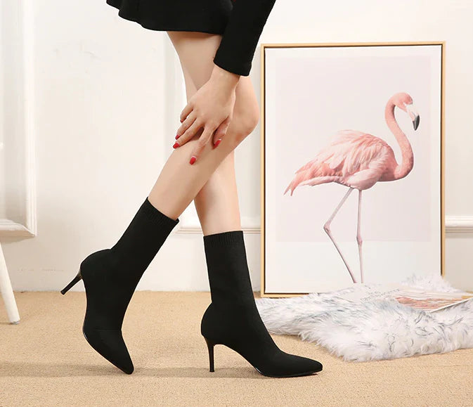 Ava tejía tacones altos