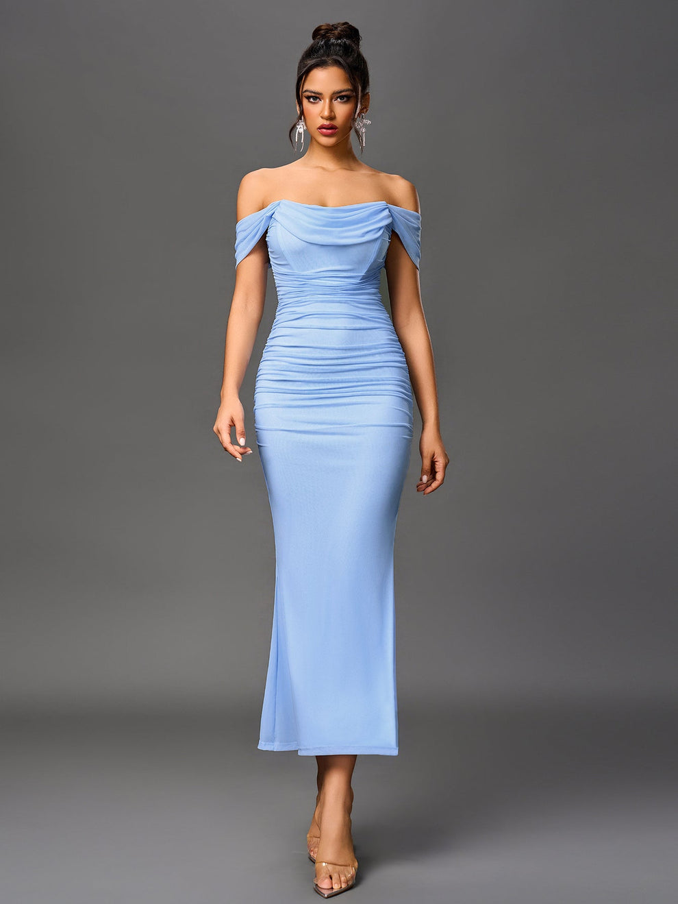 Vestido Estela Ajustado De Fiesta De Verano Elegante De Color Rosa Con Volantes En El Bajo Y Hombros Descubiertos