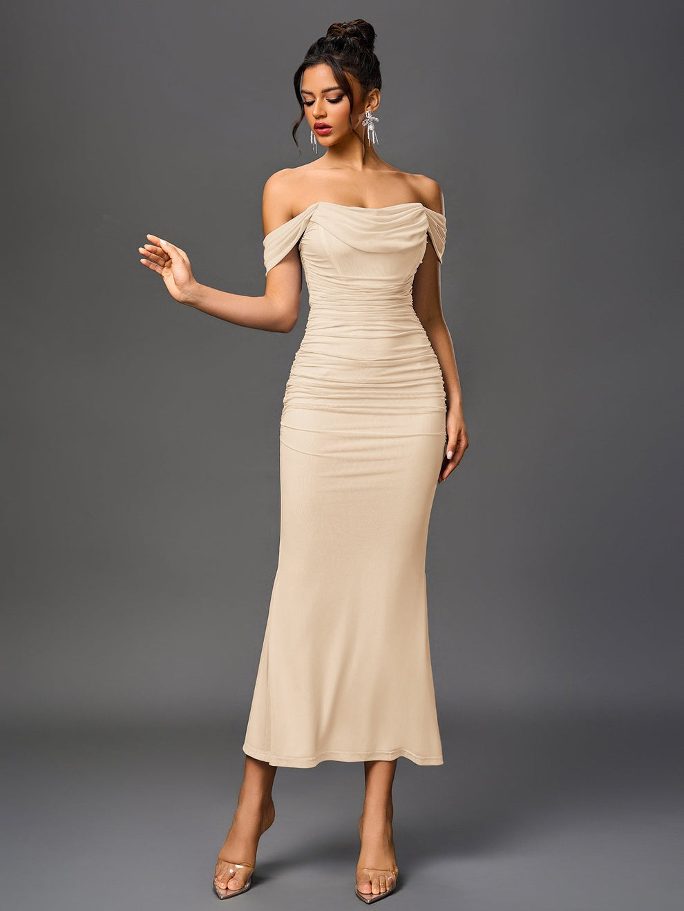 Vestido Estela Ajustado De Fiesta De Verano Elegante De Color Rosa Con Volantes En El Bajo Y Hombros Descubiertos