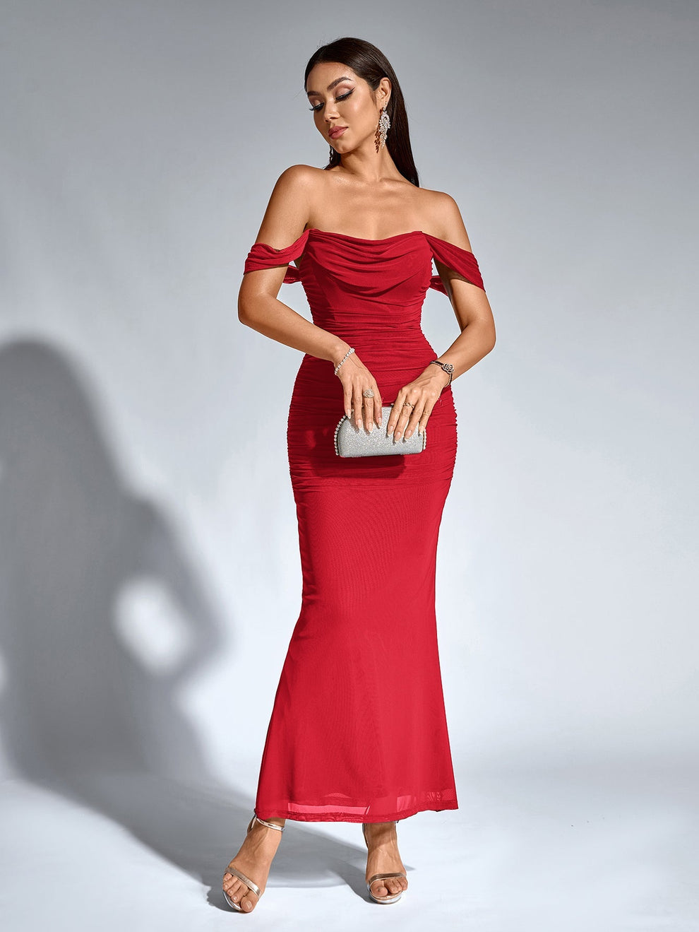 Vestido Estela Ajustado De Fiesta De Verano Elegante De Color Rosa Con Volantes En El Bajo Y Hombros Descubiertos