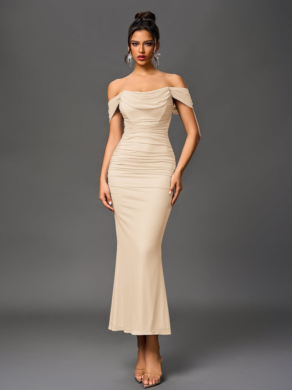 Vestido Estela Ajustado De Fiesta De Verano Elegante De Color Rosa Con Volantes En El Bajo Y Hombros Descubiertos