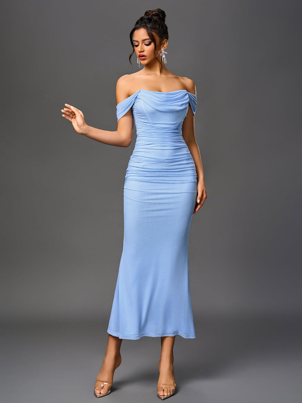 Vestido Estela Ajustado De Fiesta De Verano Elegante De Color Rosa Con Volantes En El Bajo Y Hombros Descubiertos