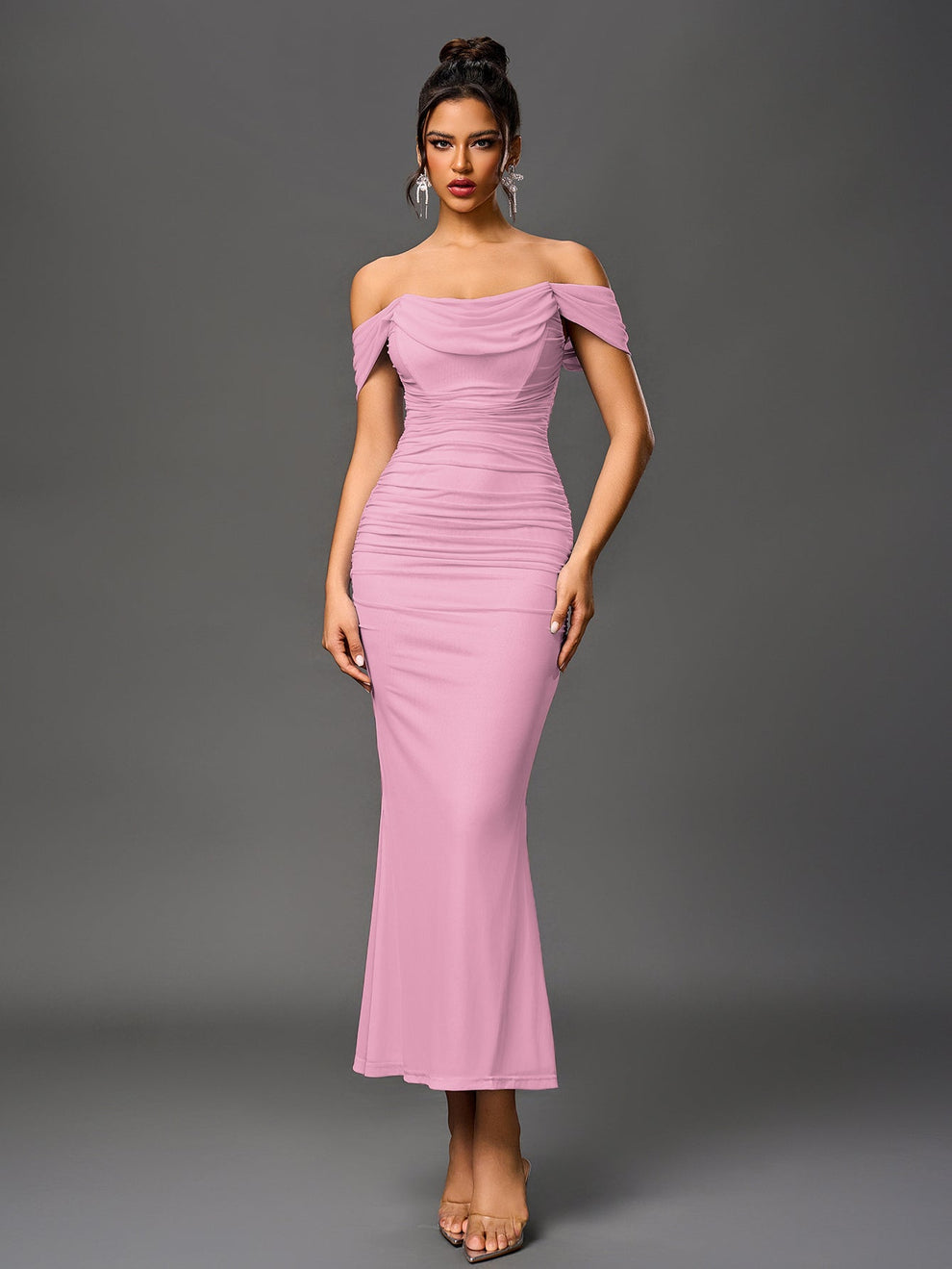 Vestido Estela Ajustado De Fiesta De Verano Elegante De Color Rosa Con Volantes En El Bajo Y Hombros Descubiertos