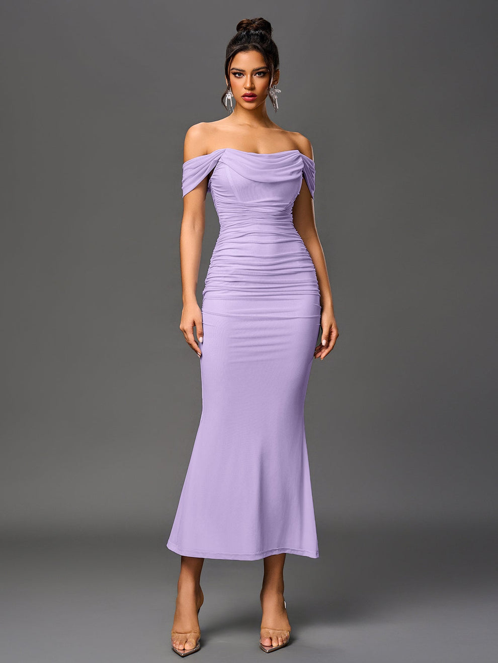 Vestido Estela Ajustado De Fiesta De Verano Elegante De Color Rosa Con Volantes En El Bajo Y Hombros Descubiertos