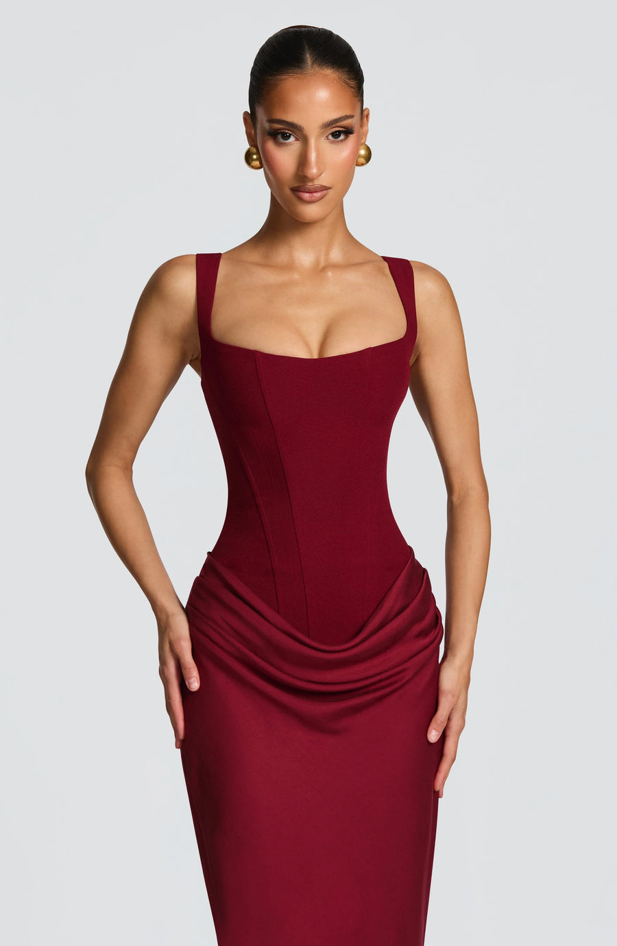 Vestido largo ajustado con espalda descubierta para mujer
