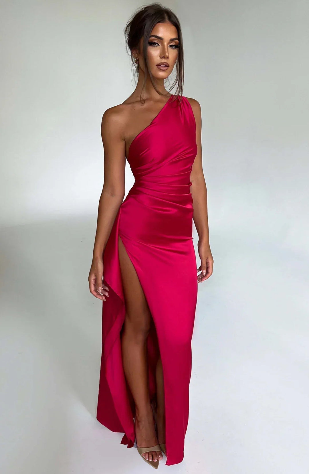 Muriëlle | Hermoso vestido de noche asimétrico con elegante abertura
