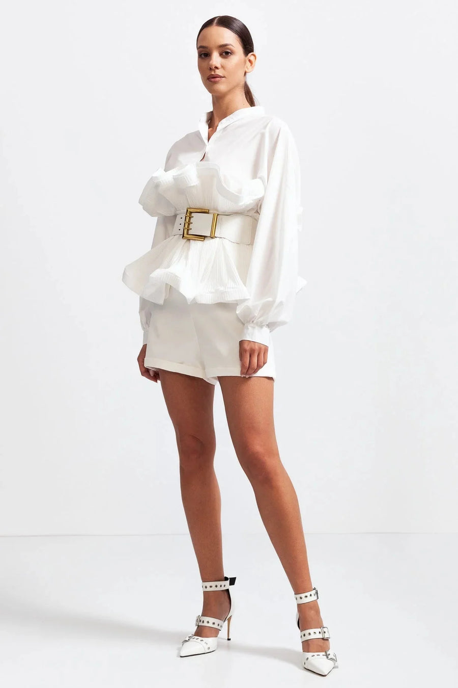 Blusa de mujer con volantes y mangas voluminosas