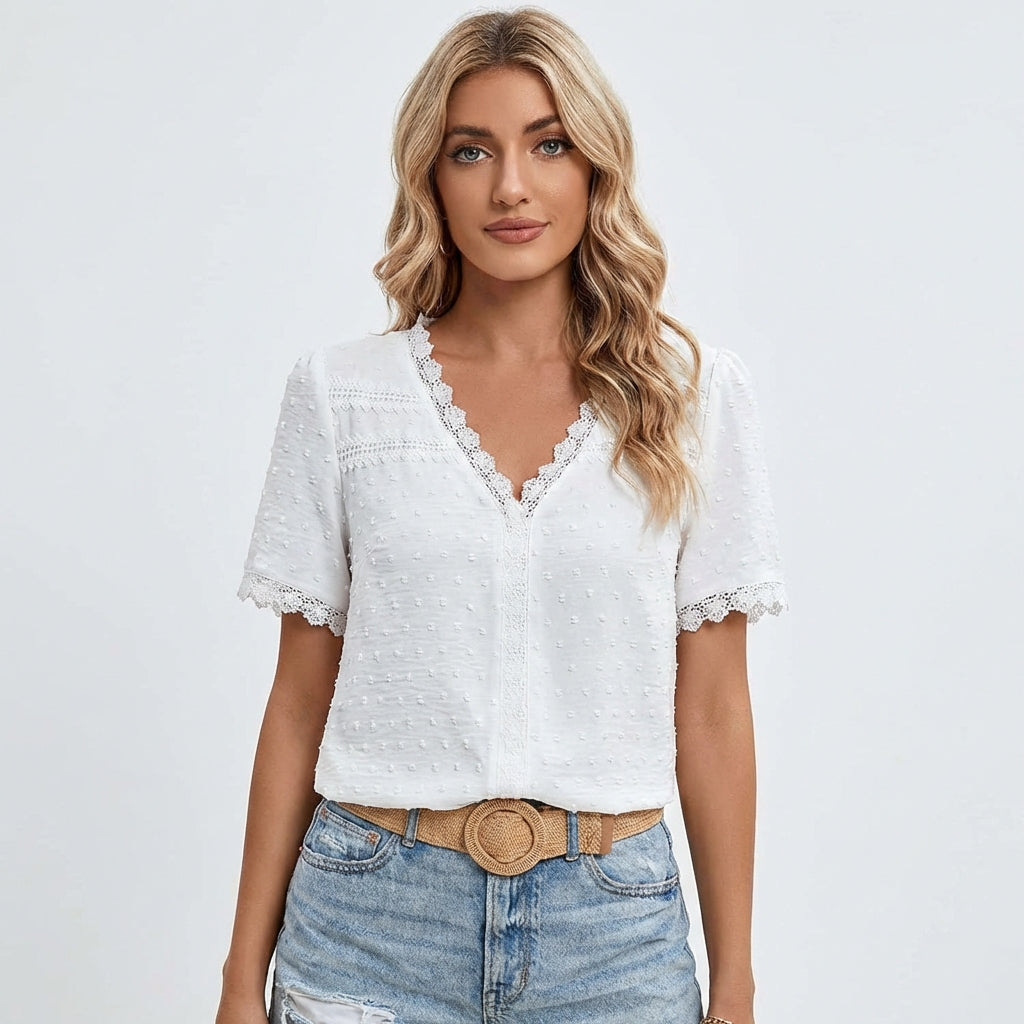 ANABEL | BLUSA MUJER BLANCO CON RIBETE DE ENCAJE Y TEXTURA PLUMETI | ROMÁNTICO