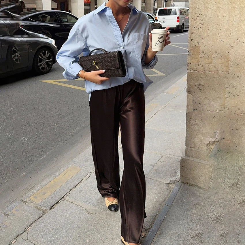 Pantalones elegantes de satén de pierna ancha